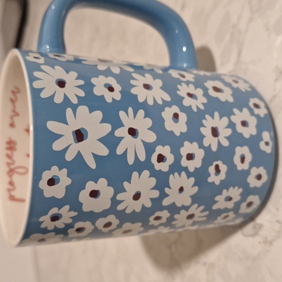 Room Essentials Progress Over Perfection cup - Picture 7 of 7